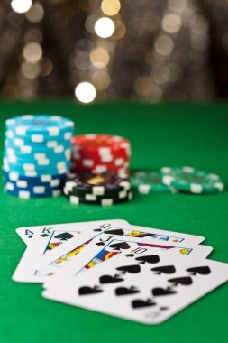 algototo Play Multiple Cards
